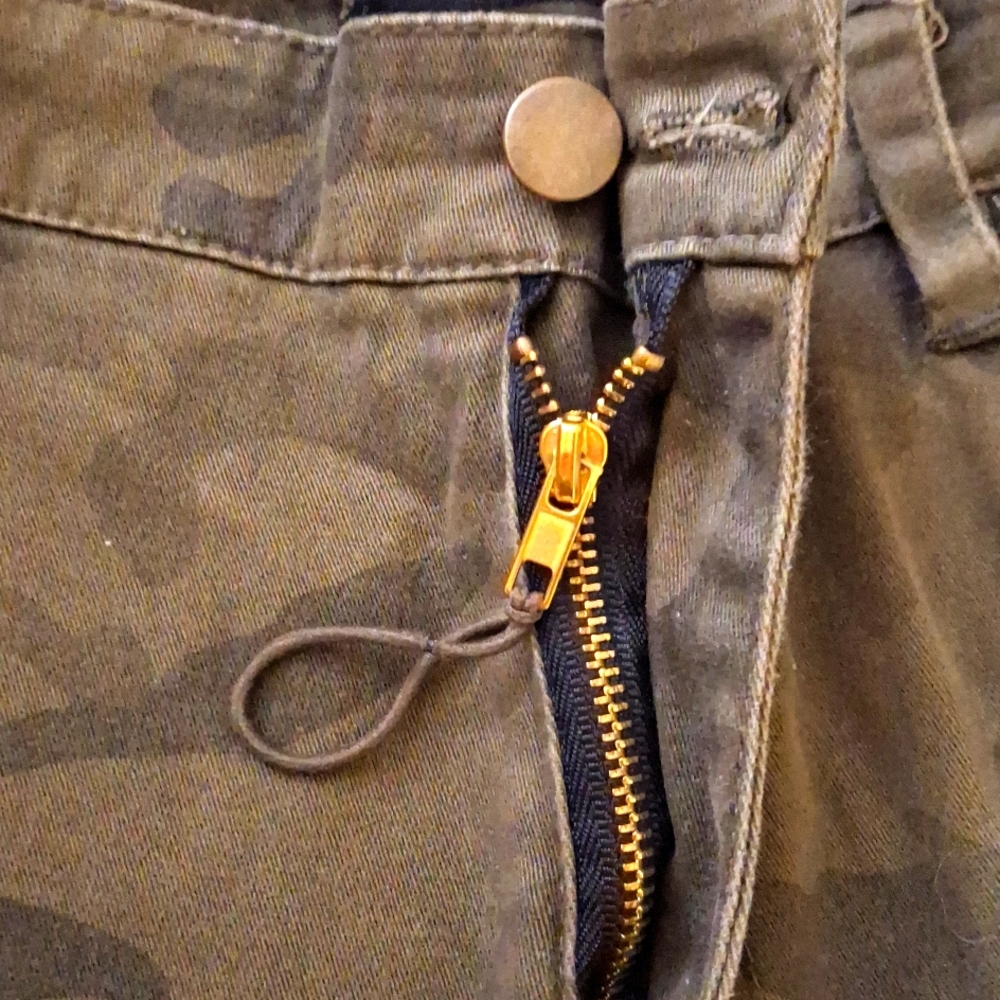 Haoduoyi Camo Jeans - Picture 4 of 11